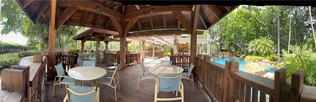 2000 Towerside Ter 1005, Miami, FL 33138