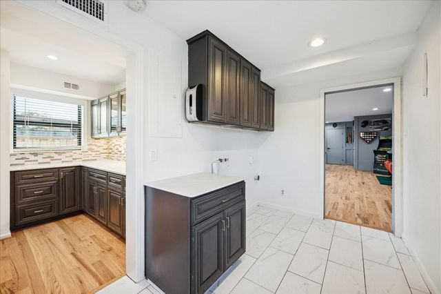 7516 Morningside Drive, Houston, TX 77030