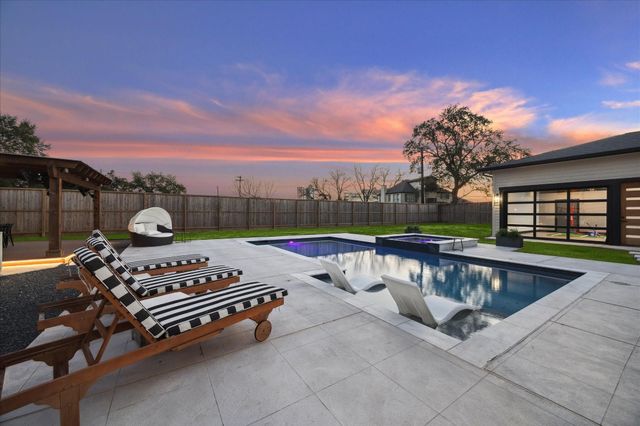 7516 Morningside Drive, Houston, TX 77030