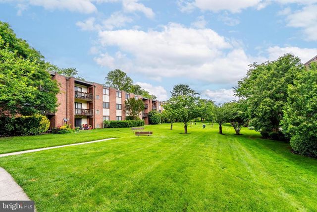 10723 WEST DR #303, Fairfax, VA 22030