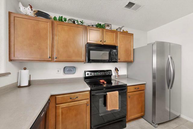 5335 Fossil Ridge Place NW, Albuquerque, NM 87114