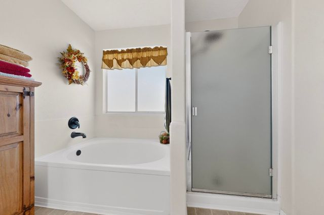 5335 Fossil Ridge Place NW, Albuquerque, NM 87114