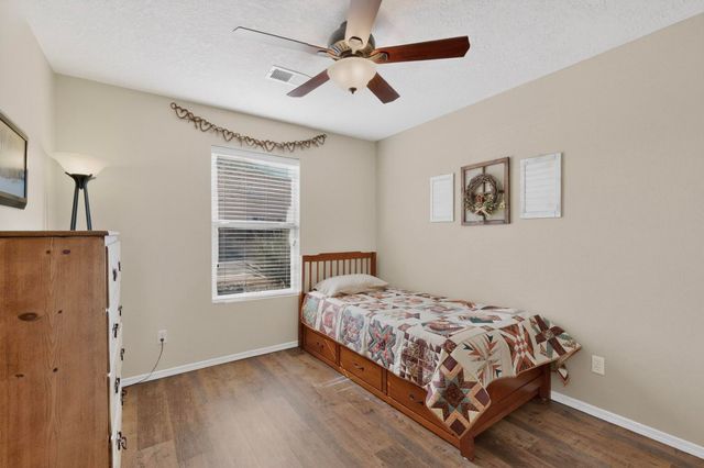 5335 Fossil Ridge Place NW, Albuquerque, NM 87114