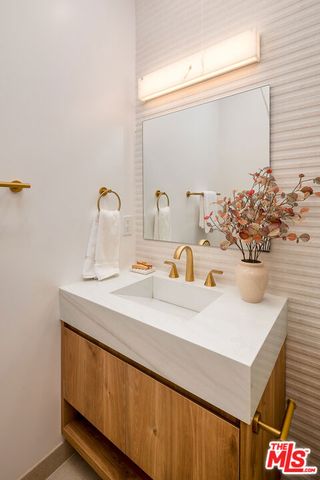 4323 Gentry Avenue, Studio City (los Angeles), CA 91604