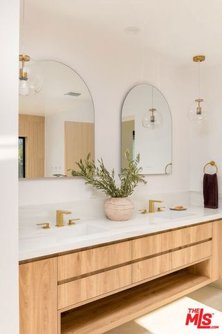 4323 Gentry Avenue, Studio City (los Angeles), CA 91604