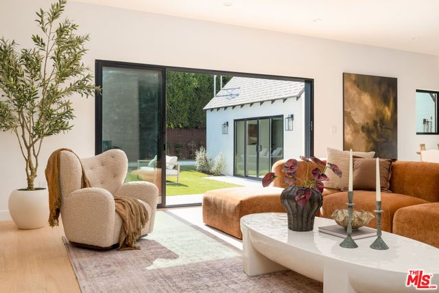 4323 Gentry Avenue, Studio City (los Angeles), CA 91604