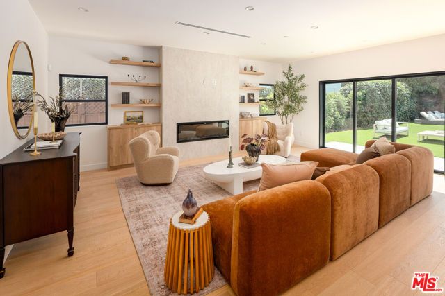 4323 Gentry Avenue, Studio City (los Angeles), CA 91604