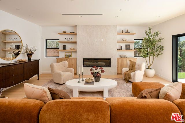 4323 Gentry Avenue, Studio City (los Angeles), CA 91604