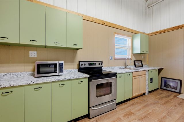 664 Earl Road, Sadler, TX 76264