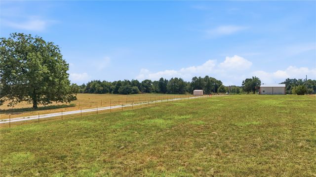664 Earl Road, Sadler, TX 76264