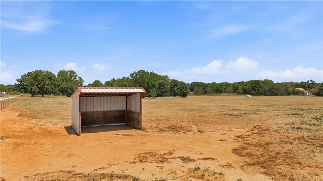 664 Earl Road, Sadler, TX 76264