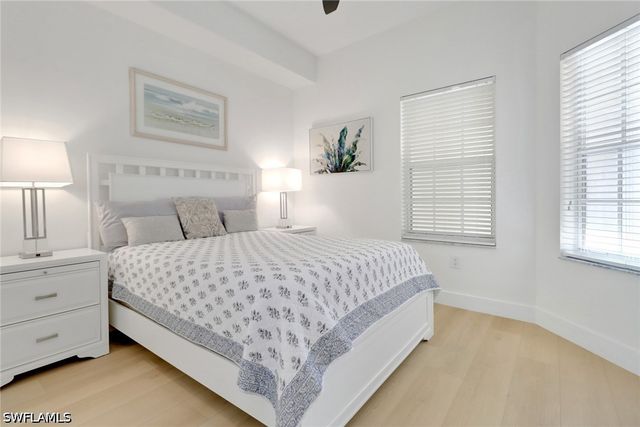 451 Bayfront PL 5505, Naples, FL 34102