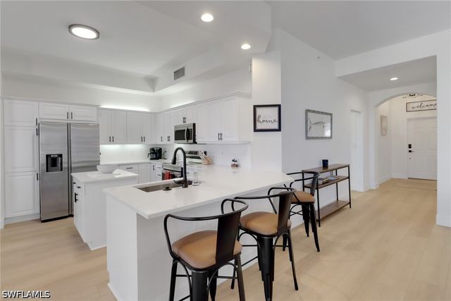 451 Bayfront PL 5505, Naples, FL 34102