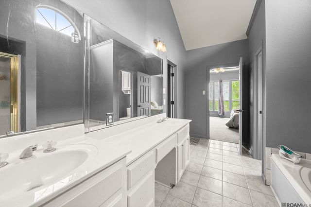 313 Allan Dr, Baton Rouge, LA 70815