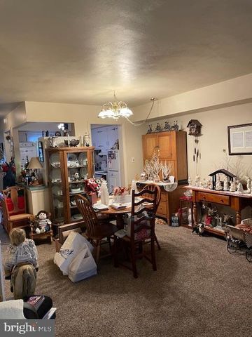 627 COLONY DR, York, PA 17404