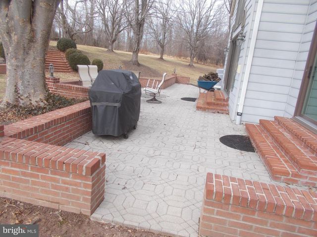 12762 LIME KILN RD N, Highland, MD 20777