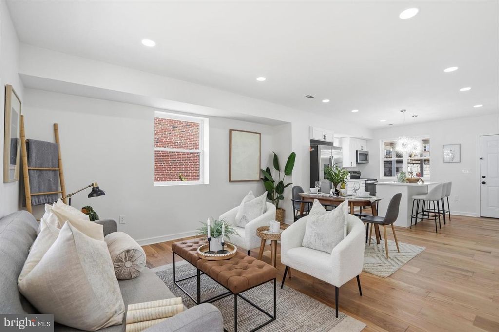 Image 1 of property listing at 3919 BROOKLYN AVE, Baltimore, MD 21225