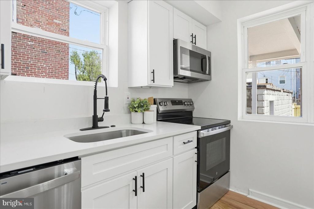 Image 14 of property listing at 3919 BROOKLYN AVE, Baltimore, MD 21225