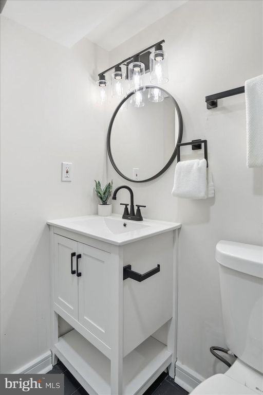 Image 17 of property listing at 3919 BROOKLYN AVE, Baltimore, MD 21225