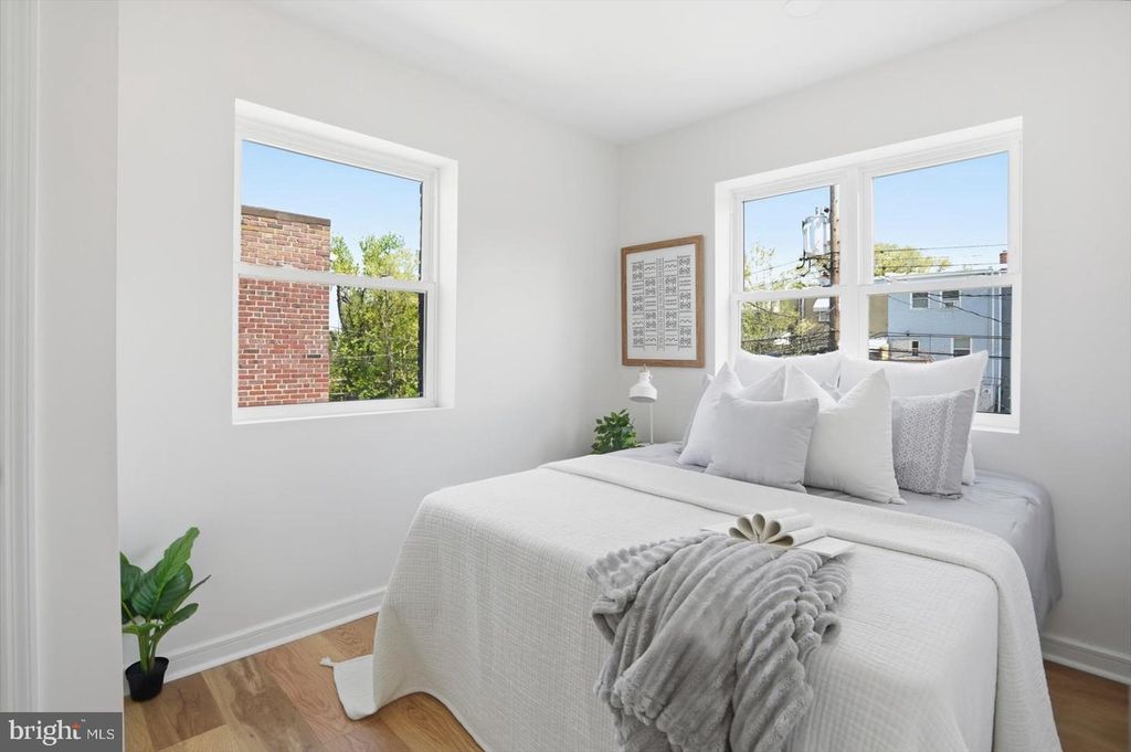 Image 19 of property listing at 3919 BROOKLYN AVE, Baltimore, MD 21225