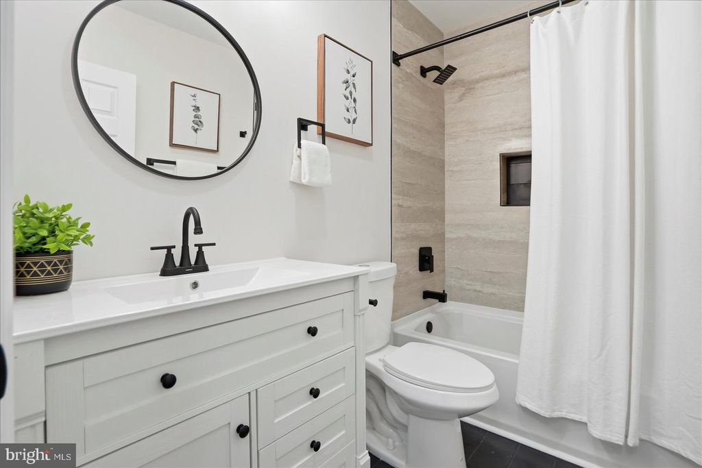 Image 20 of property listing at 3919 BROOKLYN AVE, Baltimore, MD 21225