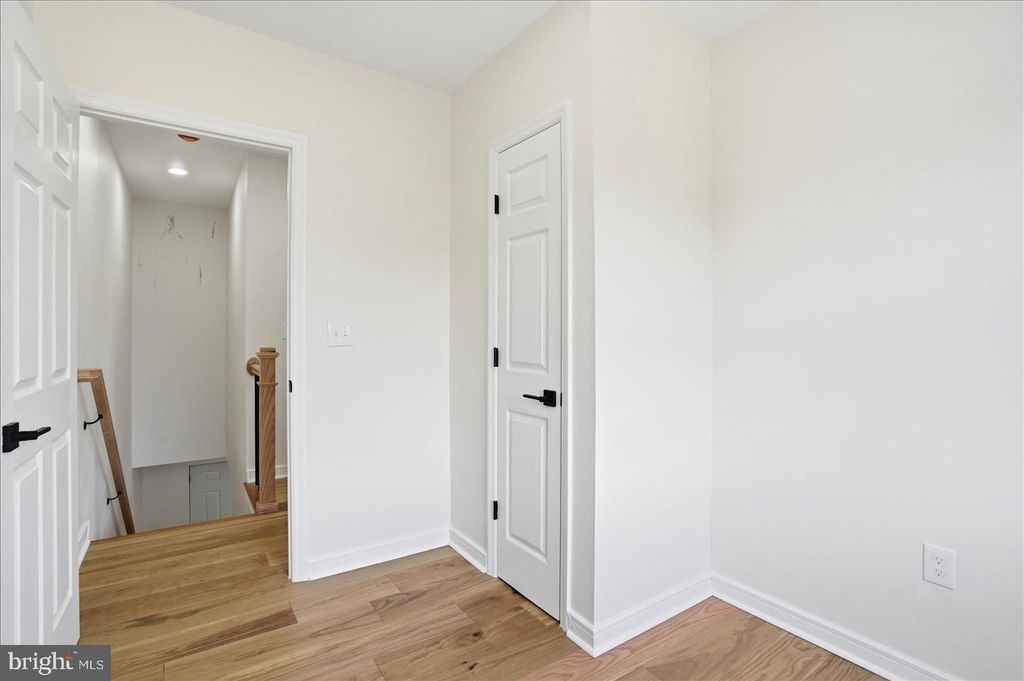 Image 26 of property listing at 3919 BROOKLYN AVE, Baltimore, MD 21225
