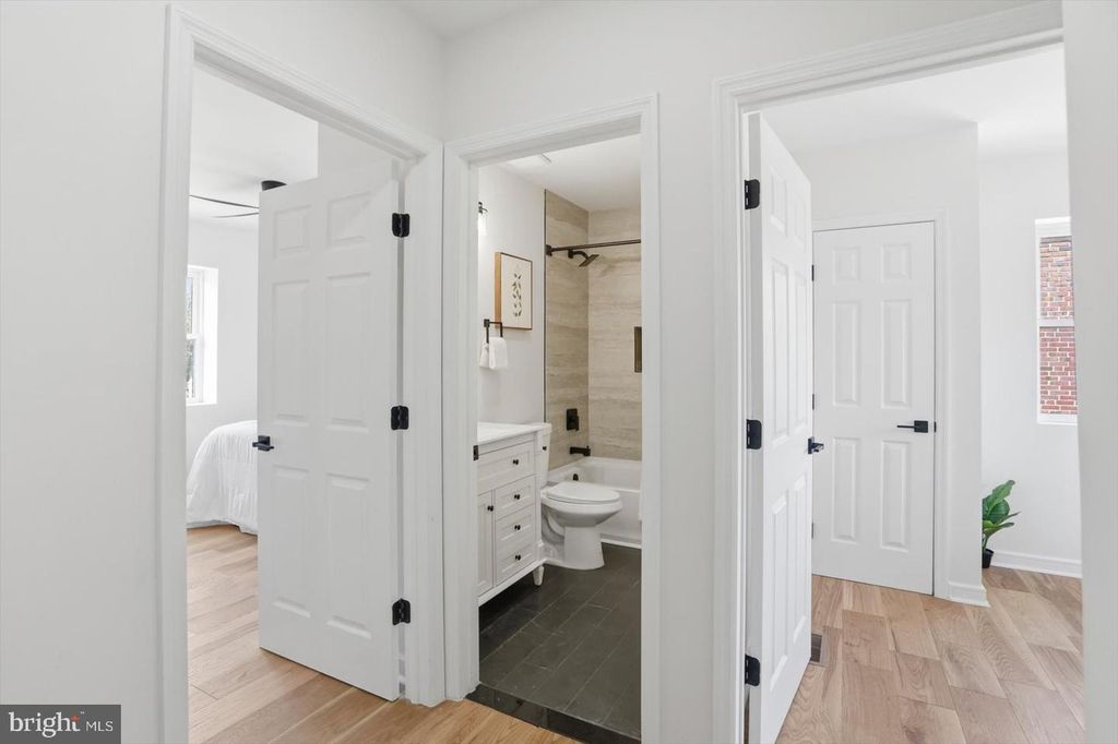 Image 28 of property listing at 3919 BROOKLYN AVE, Baltimore, MD 21225