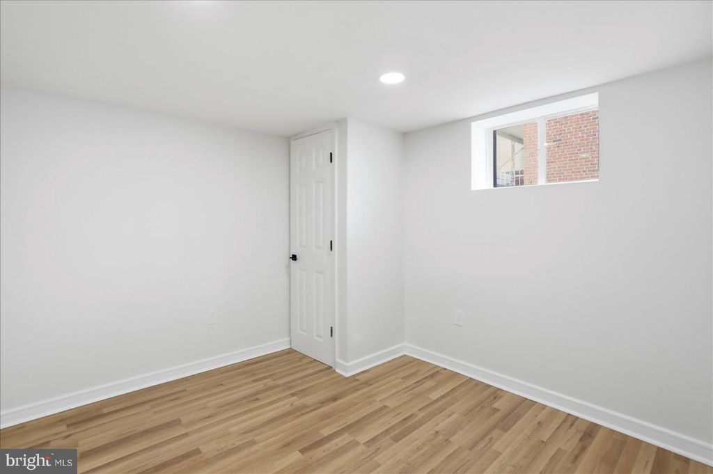 Image 30 of property listing at 3919 BROOKLYN AVE, Baltimore, MD 21225
