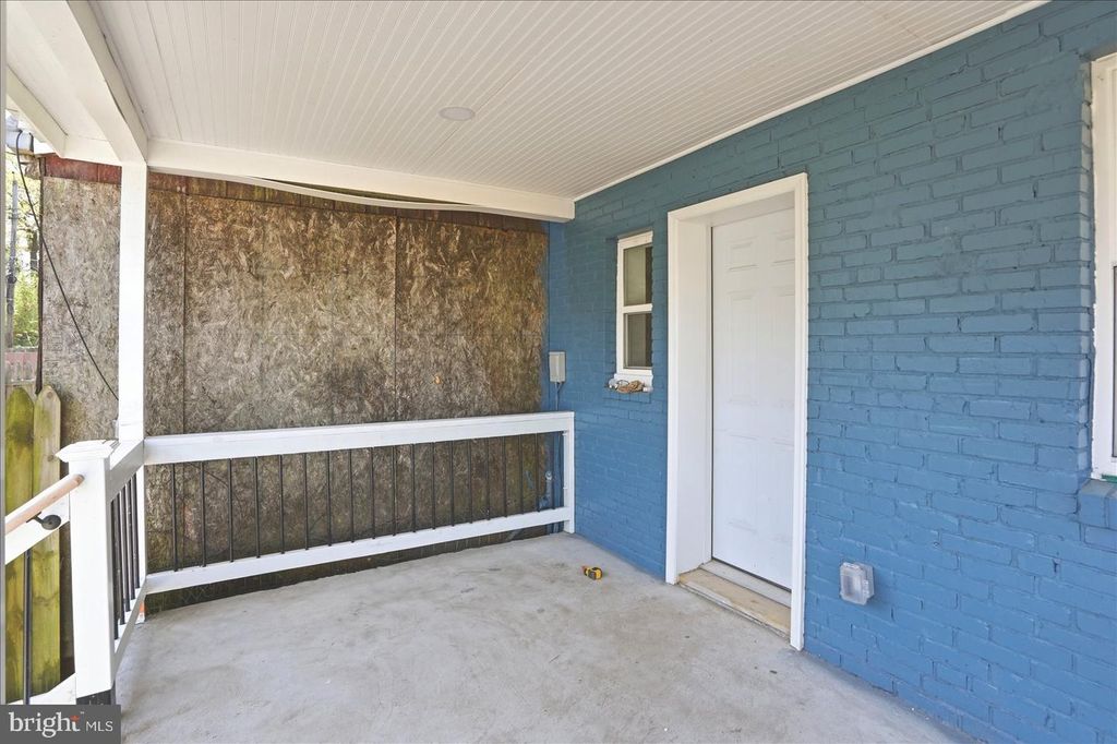 Image 33 of property listing at 3919 BROOKLYN AVE, Baltimore, MD 21225