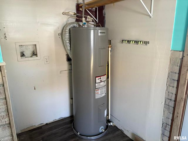 812 W Lindell Street, West Frankfort, IL 62896