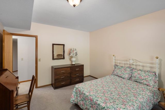 12755 Falcon Court, Apple Valley, MN 55124