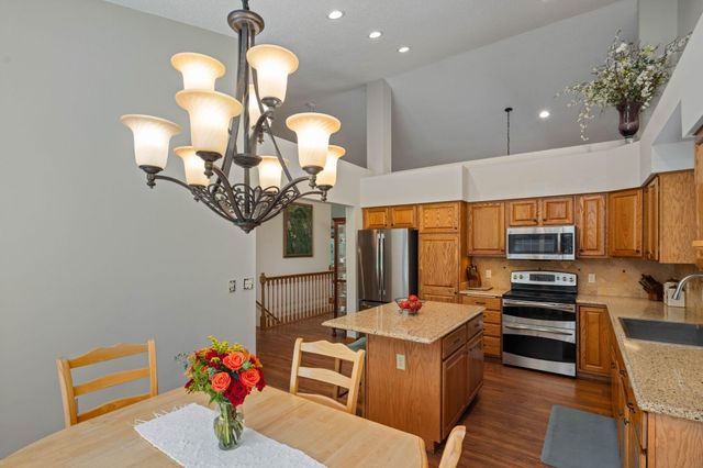12755 Falcon Court, Apple Valley, MN 55124
