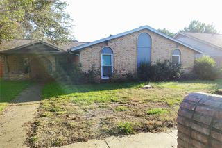1317 River Oaks Drive, Flower Mound, TX 75028