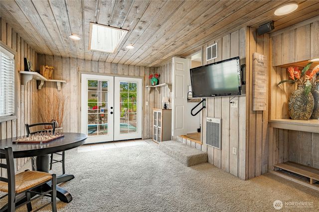 2808 Azalea Place, Bellingham, WA 98225
