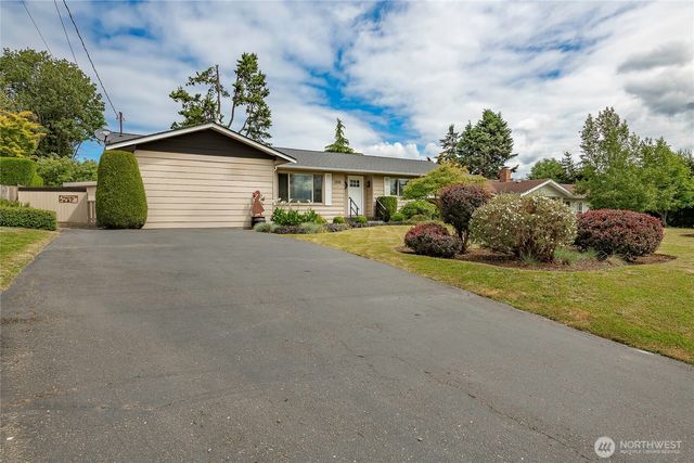2808 Azalea Place, Bellingham, WA 98225