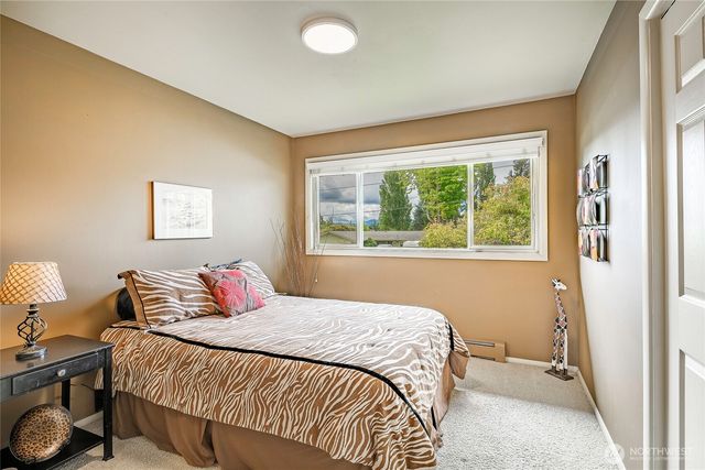 2808 Azalea Place, Bellingham, WA 98225