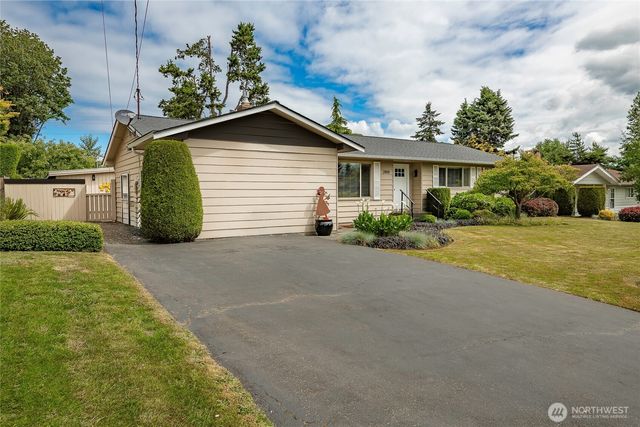 2808 Azalea Place, Bellingham, WA 98225
