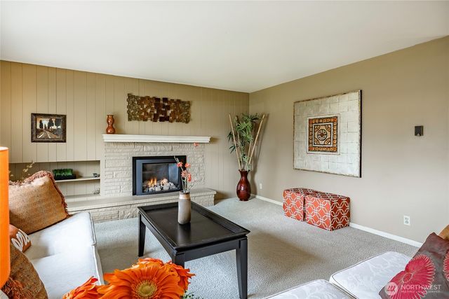 2808 Azalea Place, Bellingham, WA 98225