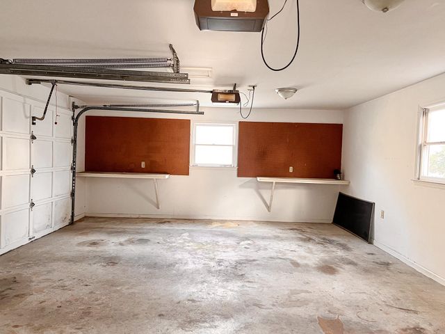 602 Myrtle Ct., North Myrtle Beach, SC 29582