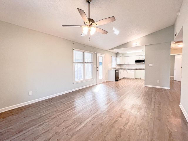 602 Myrtle Ct., North Myrtle Beach, SC 29582