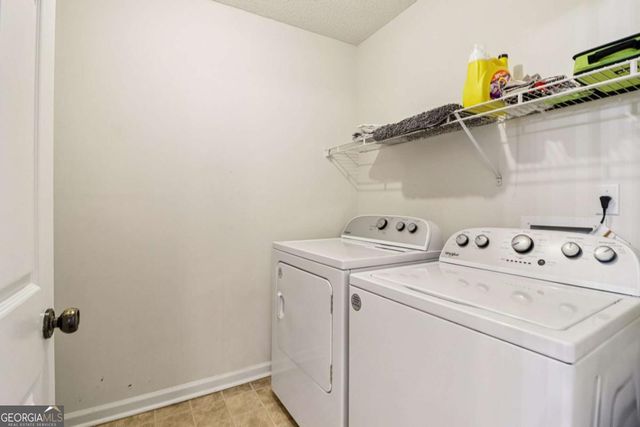 1138 Falling Water Drive SE, Smyrna, GA 30080