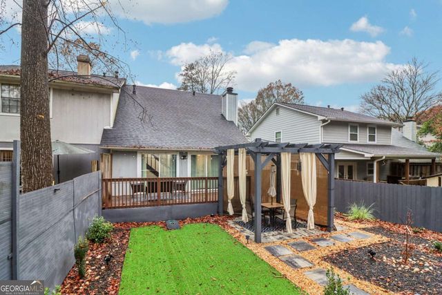 1138 Falling Water Drive SE, Smyrna, GA 30080