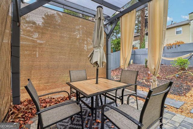 1138 Falling Water Drive SE, Smyrna, GA 30080