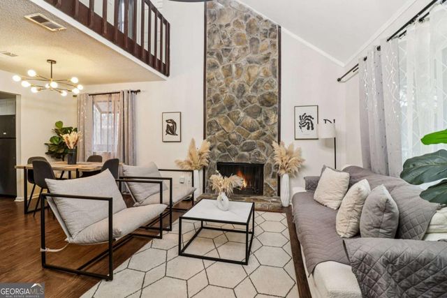 1138 Falling Water Drive SE, Smyrna, GA 30080