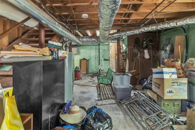511 Collier Ridge Drive NW, Atlanta, GA 30318