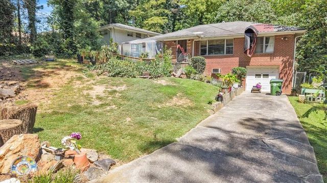 511 Collier Ridge Drive NW, Atlanta, GA 30318
