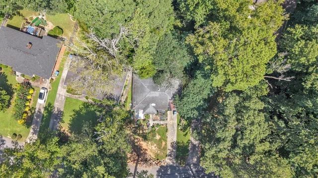511 Collier Ridge Drive NW, Atlanta, GA 30318