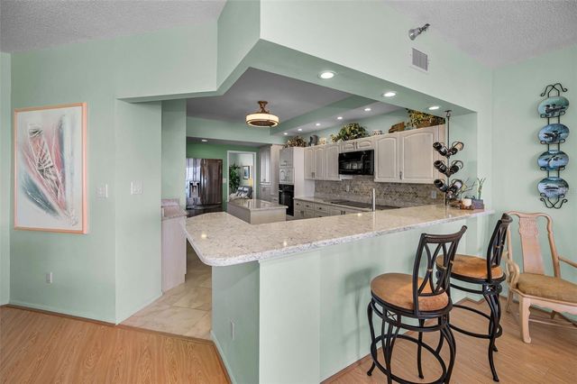 7882 SAILBOAT KEY BOULEVARD S 605, South Pasadena, FL 33707