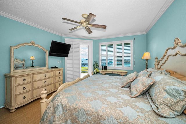 7882 SAILBOAT KEY BOULEVARD S 605, South Pasadena, FL 33707