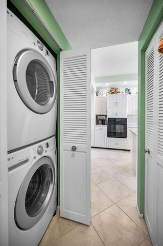 7882 SAILBOAT KEY BOULEVARD S 605, South Pasadena, FL 33707